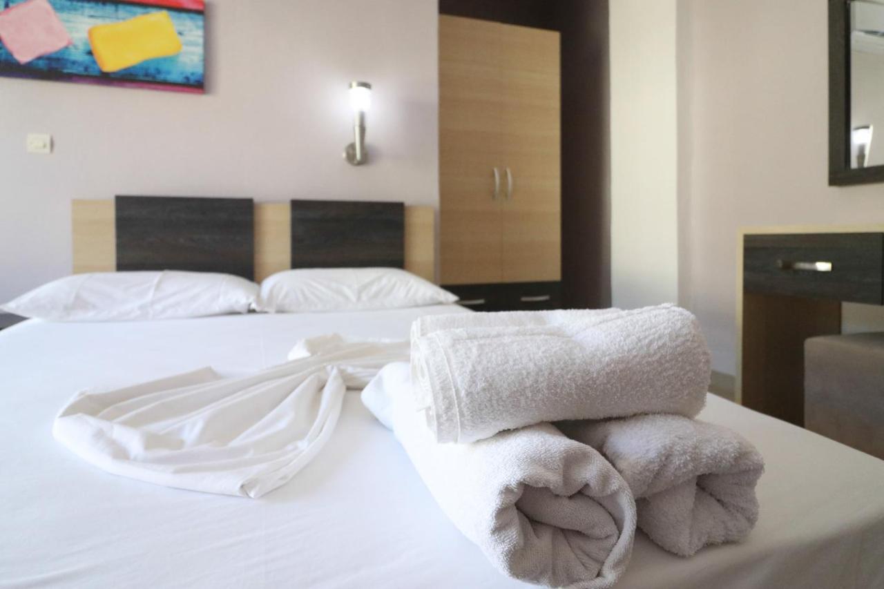Hotel Potami Beach - Mondi Goro Himarë Eksteriør billede