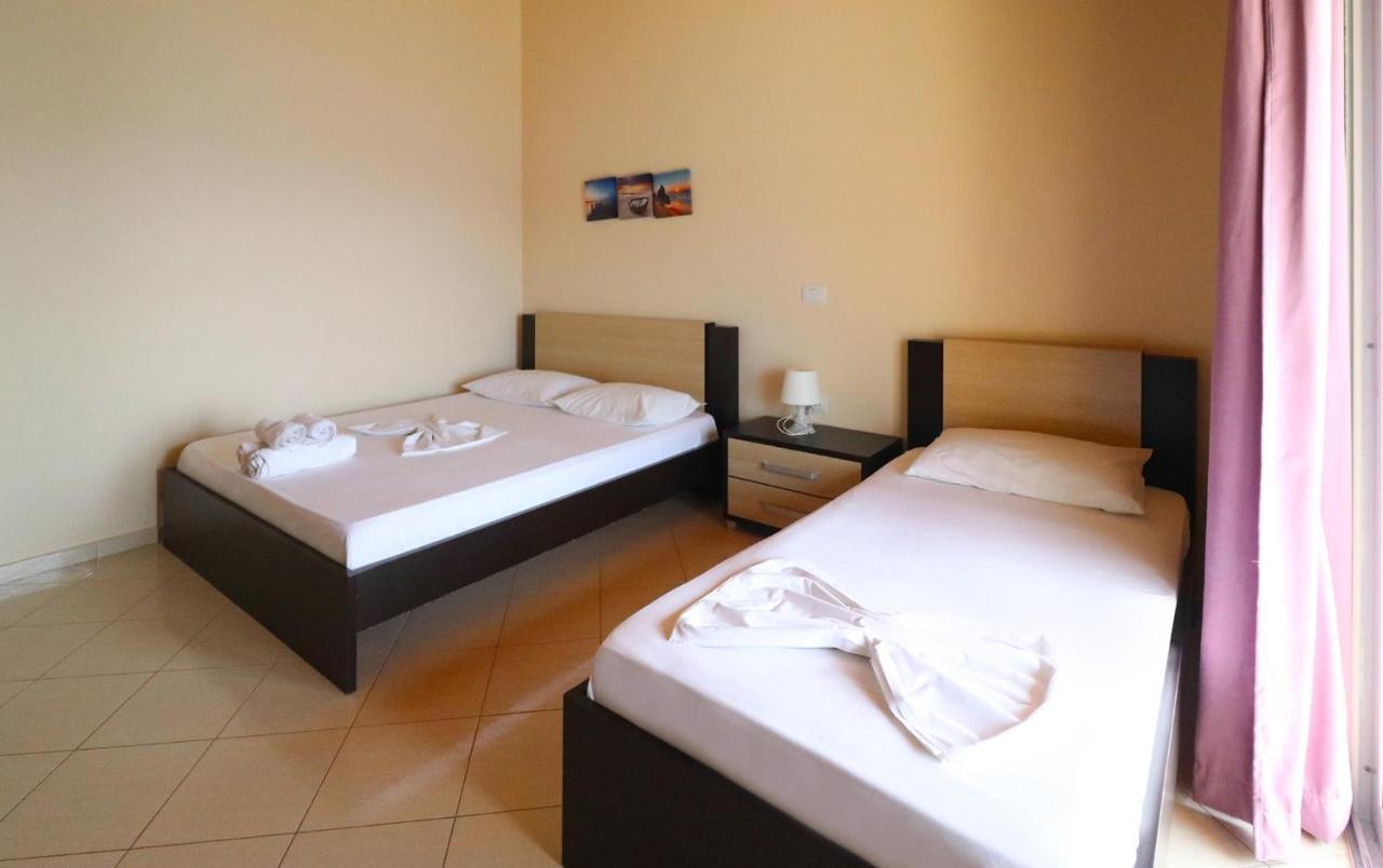 Hotel Potami Beach - Mondi Goro Himarë Eksteriør billede