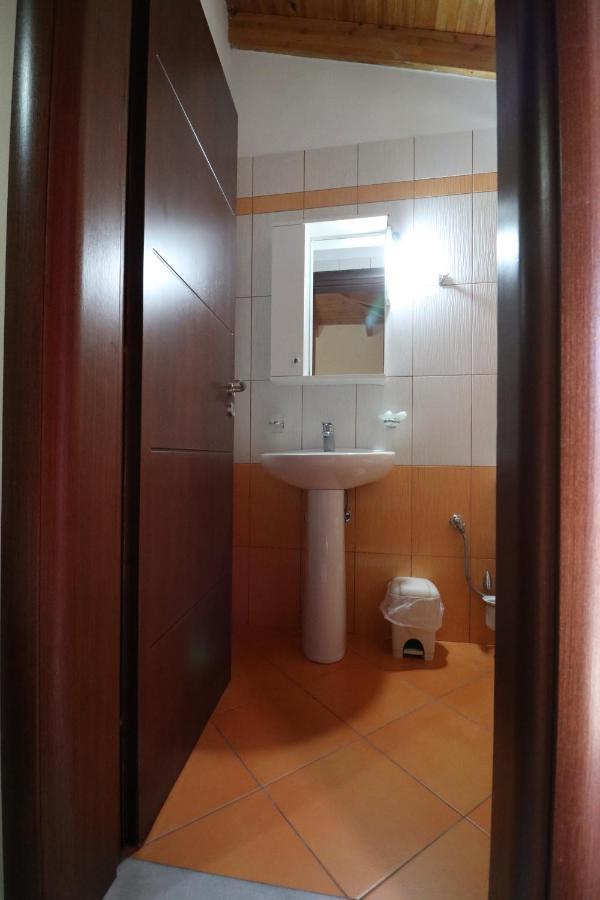 Hotel Potami Beach - Mondi Goro Himarë Eksteriør billede