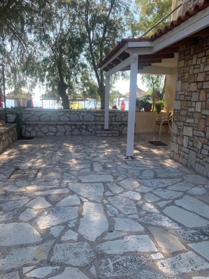 Hotel Potami Beach - Mondi Goro Himarë Eksteriør billede